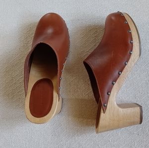 L.L Bean ♡ wooden clogs